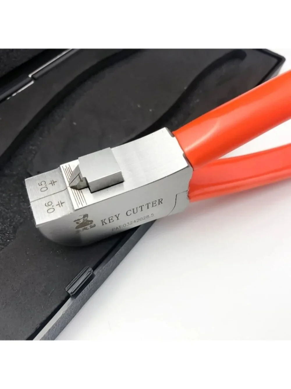 Key Cutter (Cut your own Blank Keys at home!)